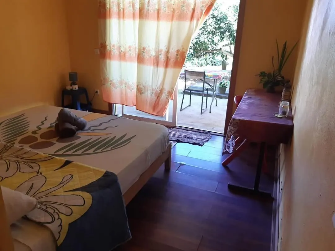 Rurutu Anaitu Apartment D'hauti